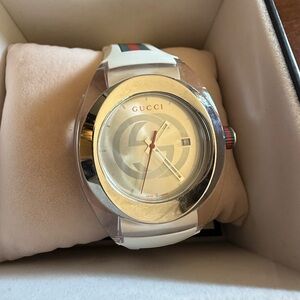 Gucci Sync Unisex Swiss White Striped Rubber Strap Watch